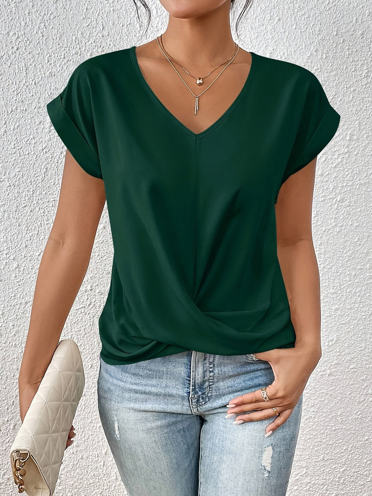 Yasmine Topp Dam – V-ringning med Knutdetalj, Elegant Drapering & Bekväm Passform