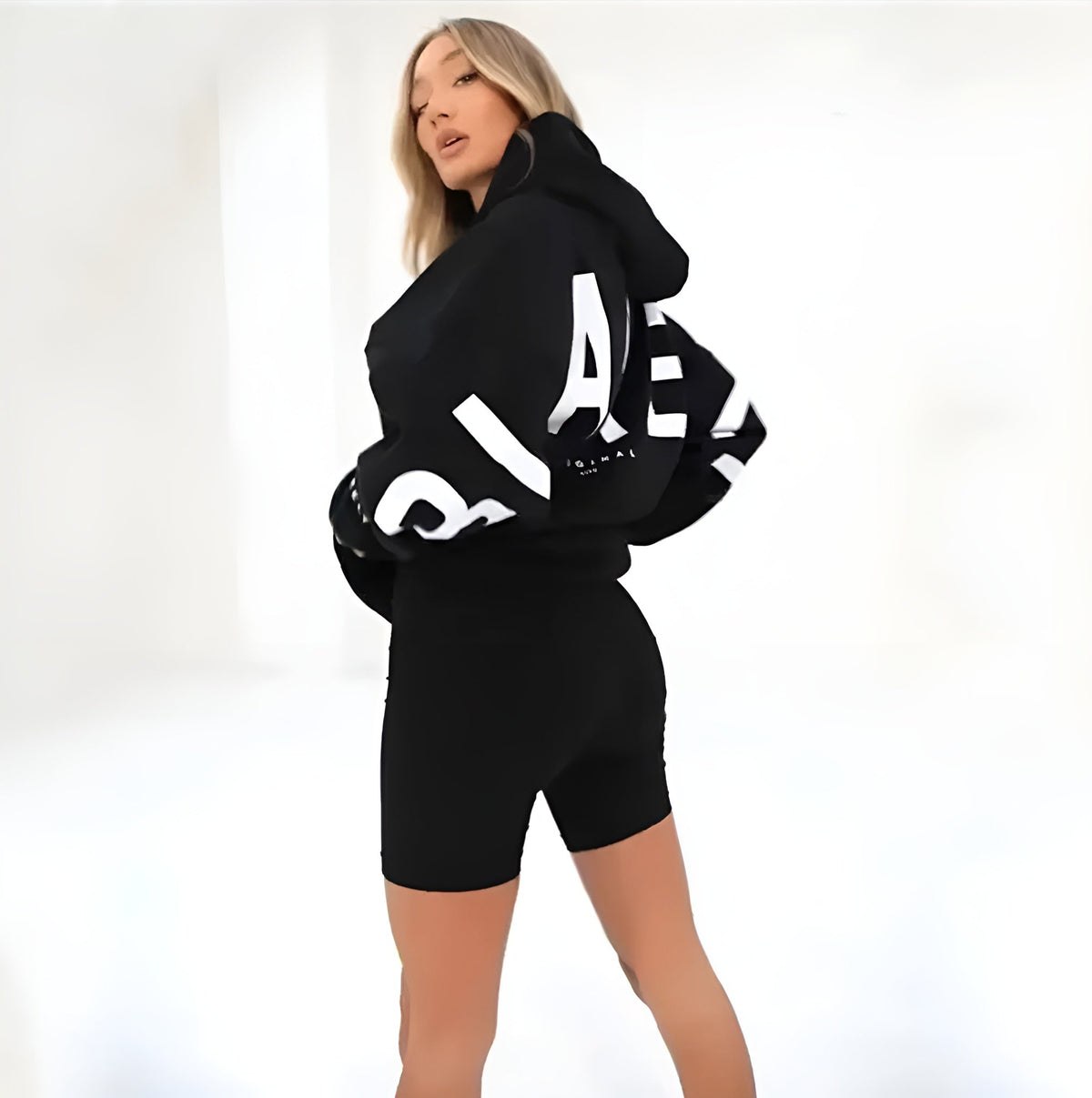 Ella Damen Hoodie – Oversize Warmer Hoodie mit Kängurutasche & Lässigem Stil