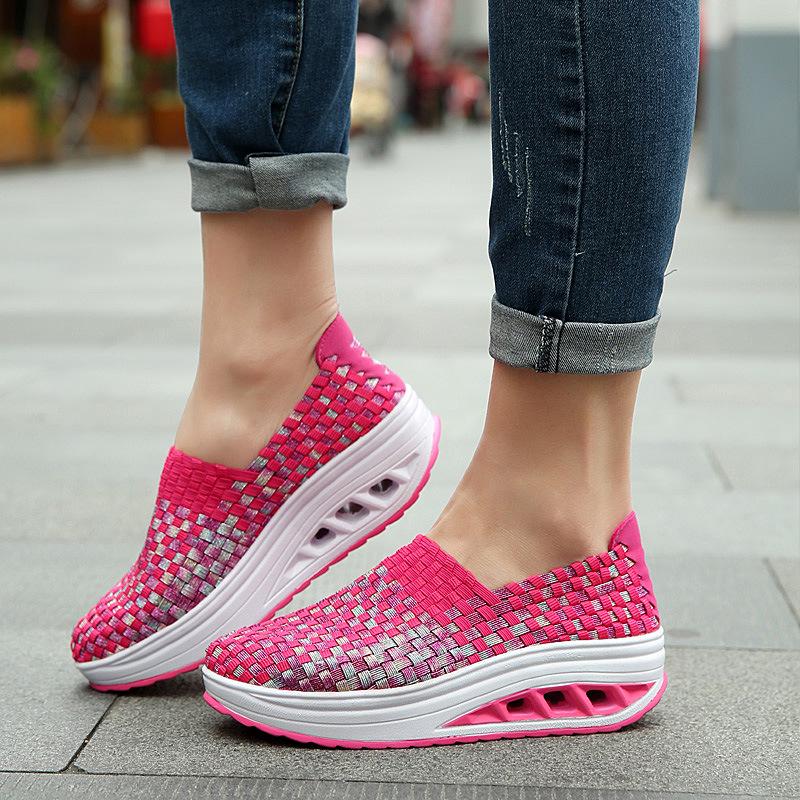 Lina rosa sneaker dam – detalj av extragrande häl