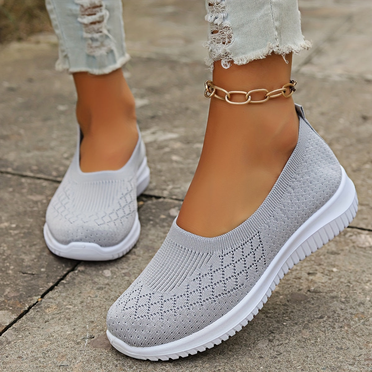 Vera dam anatomiska sneakers i grå färg med andningsbart tyg