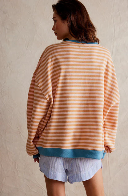 Mila Sweat Oversize – Comfortable Sweatshirt with Classic Stripes and Contrasting Details