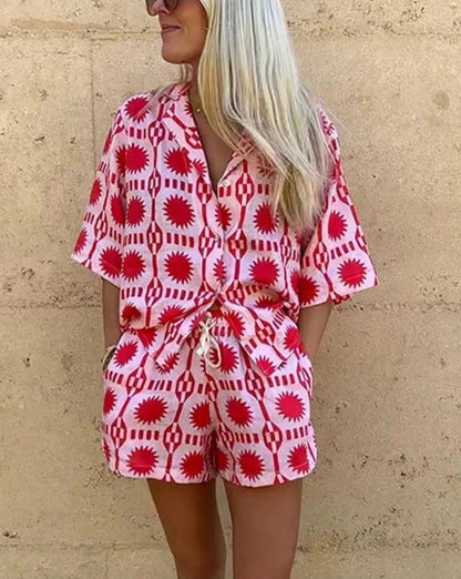 Ensemble Femme Giselle – Zweiteiliges Sommer-Set aus Leinen mit geometrischem Print & bequemem Schnitt