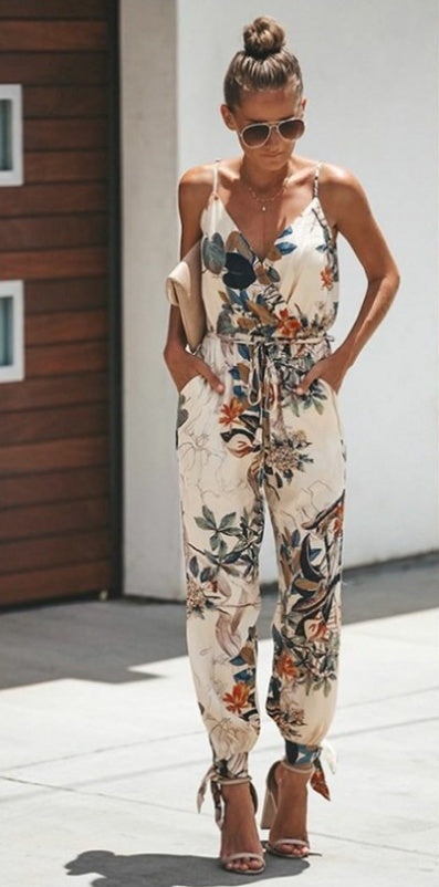 Jumpsuit Dame Blume – Sommer-Outfit aus Baumwolle mit Blumendruck, verstellbaren Trägern und bequemer Passform
