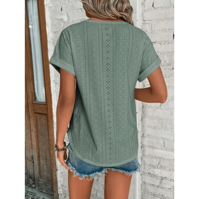 Isaure Broderad Blus Dam – Lätt Tyg, Korta Ärmar & Avslappnad Chic Stil av Looksy