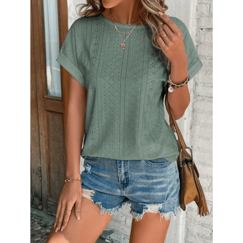 Isaure Broderad Blus Dam – Lätt Tyg, Korta Ärmar & Avslappnad Chic Stil av Looksy