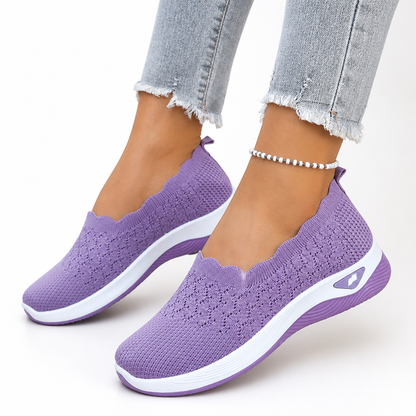 Briella dam-sneakers sedda bakifrån – lätt konstruktion och bekväm passform