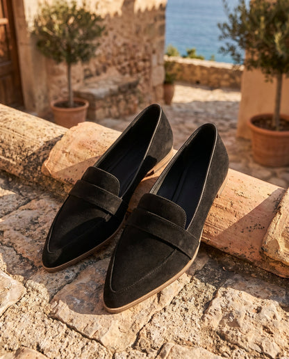 Dana loafers i grå mocka – casual och elegant stil