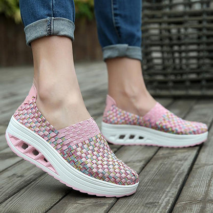 Lina blå sneaker dam – sidoprofil med specialdesignad sula