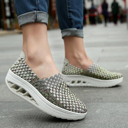 Lina colorete damsneaker – stabil passform för aktiva dagar