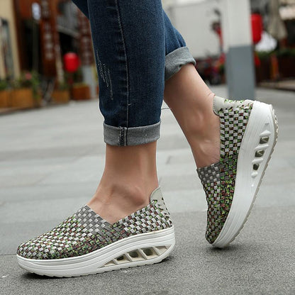 Lina colorete sneakers – inre konstruktion för bred och smal fot