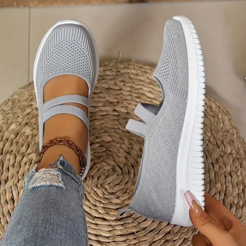Linna slip-on skor visade bakifrån