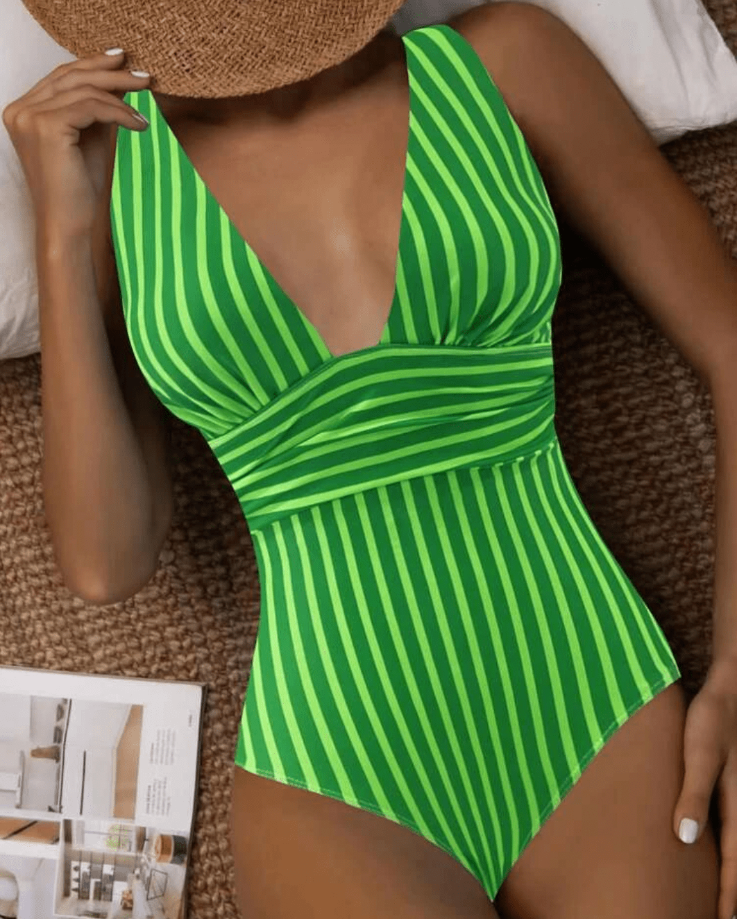 Marvella Badeanzug Damen – Eleganter gestreifter Badeanzug mit schmeichelhaftem Schnitt & modernem Design