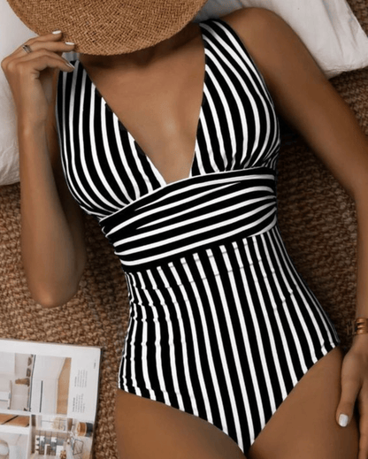 Marvella Badeanzug Damen – Eleganter gestreifter Badeanzug mit schmeichelhaftem Schnitt & modernem Design