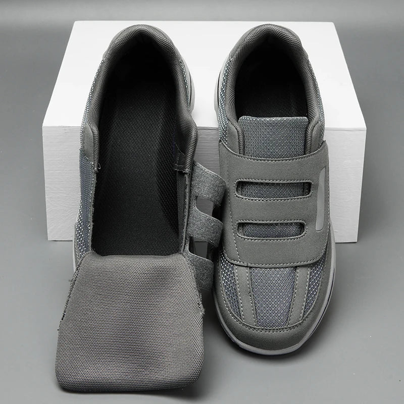 Flexibel vit sula på Valgora ortopedisk unisex sneaker