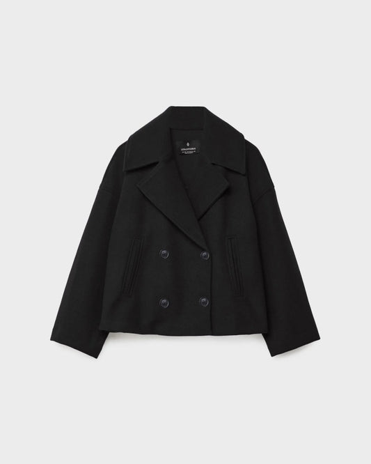 Vanessa Damjacka – Elegante & Warme Kurze Zweireiher-Wolljacke für den Winter