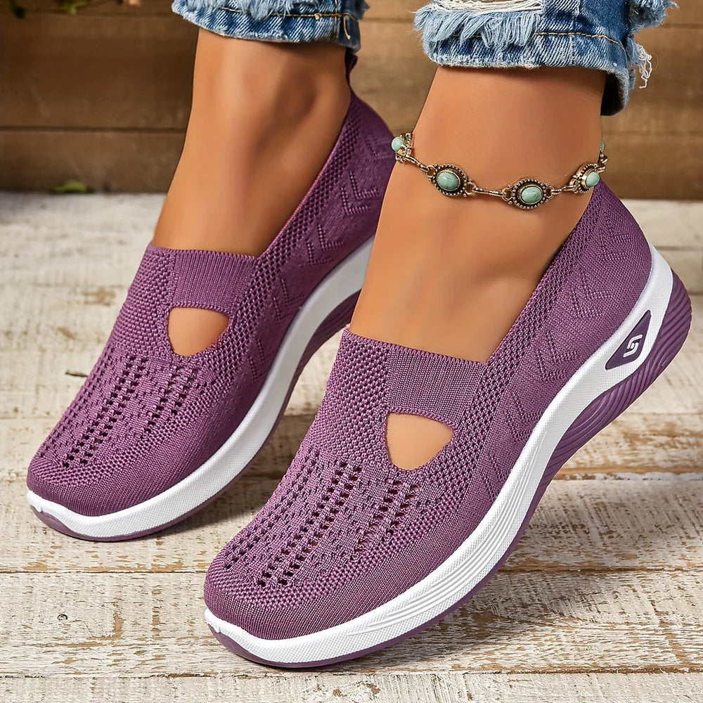 Solvei sneakers i flera färger – snett framifrån