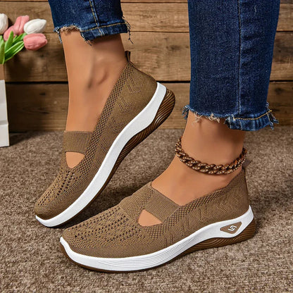 Närbild på Solvei sneakers detaljer och sömmar